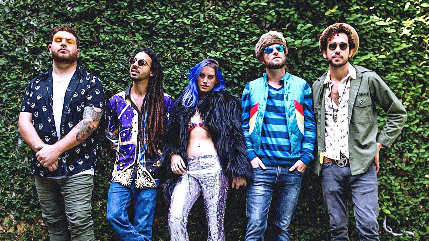 Ban nhạc người Florida đã đệ đơn kiện Dua Lipa.