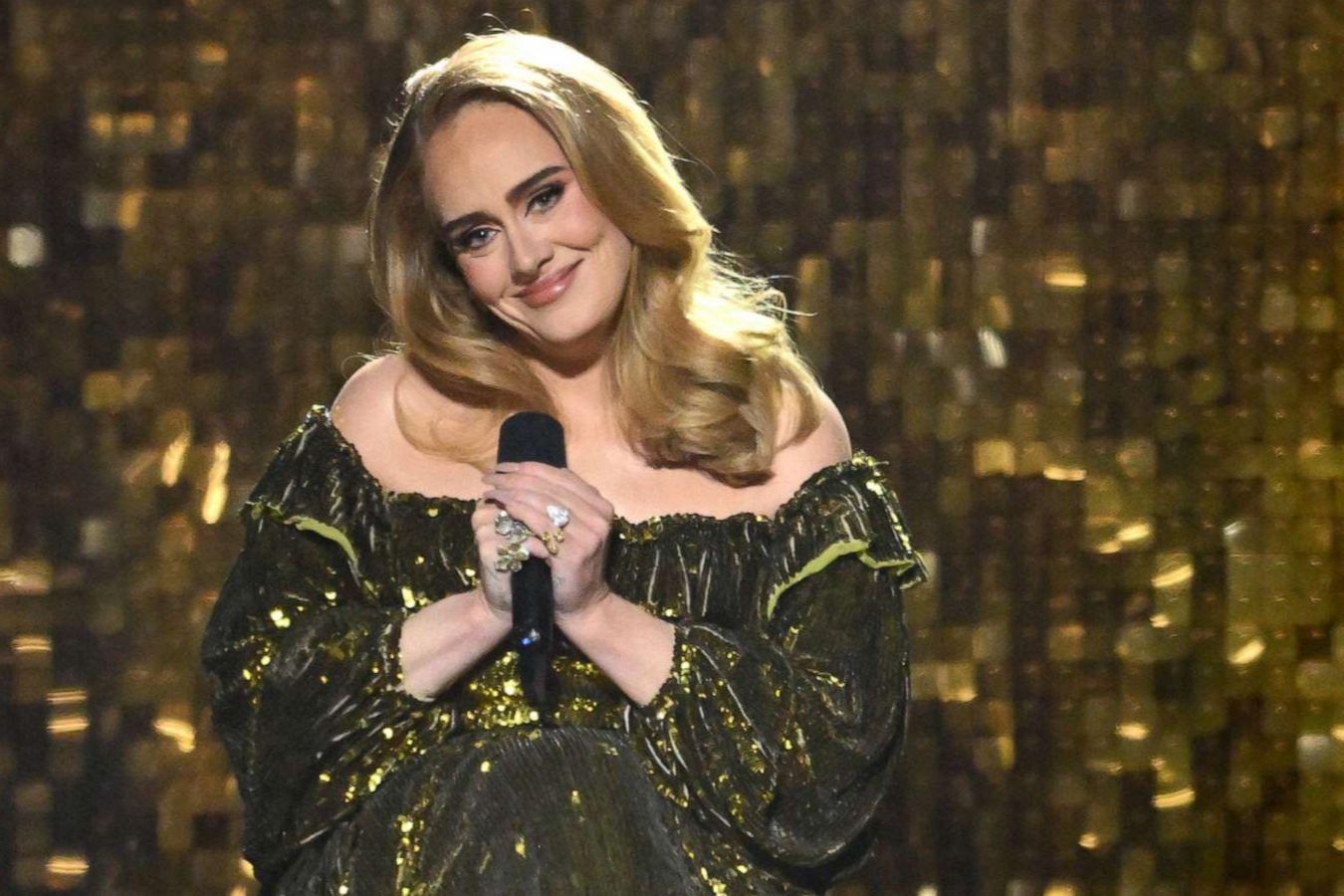 Adele được cho là đã đính hôn với bạn trai Rich Paul.