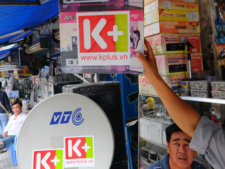 Trong khi các đài chờ đợi thì K+, công ty con của VTV, đã “đi đêm” để có bản quyền EPL Trong khi các đài chờ đợi thì K+, công ty con của VTV, đã “đi đêm” để có bản quyền EPL