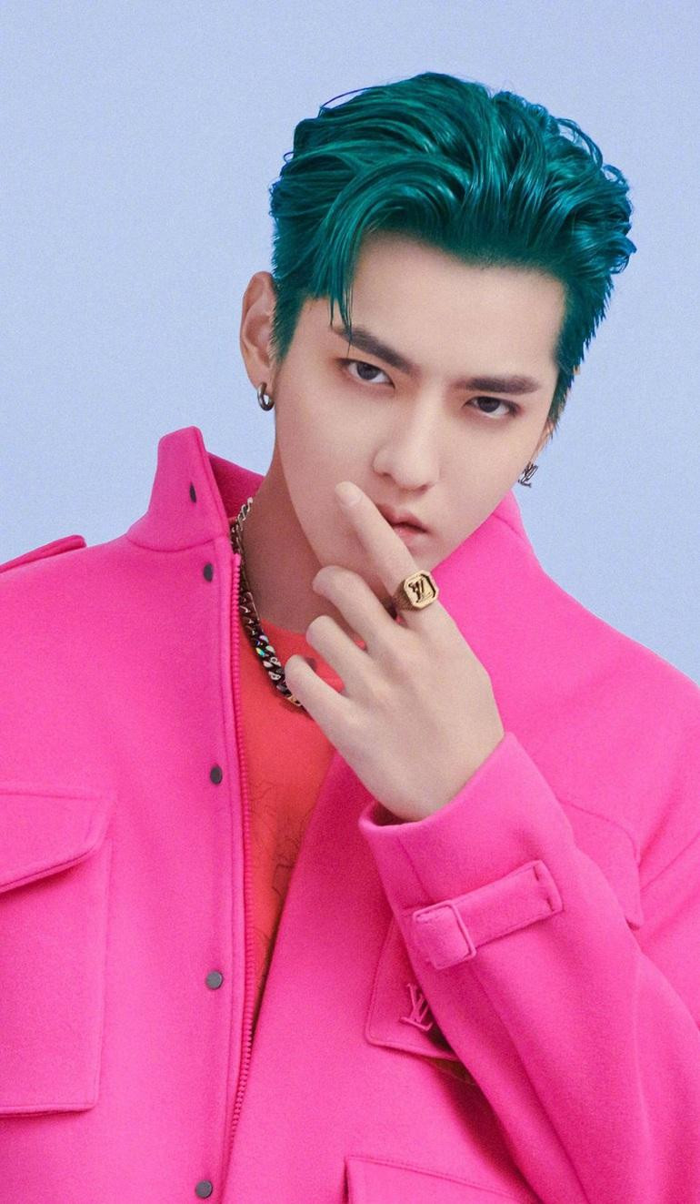 Nghi vấn Ngô Diệc Phàm được tại ngoại đang là chủ đề bàn tán "nóng" trên mạng xã hội Trung Quốc (Ảnh: Sina).