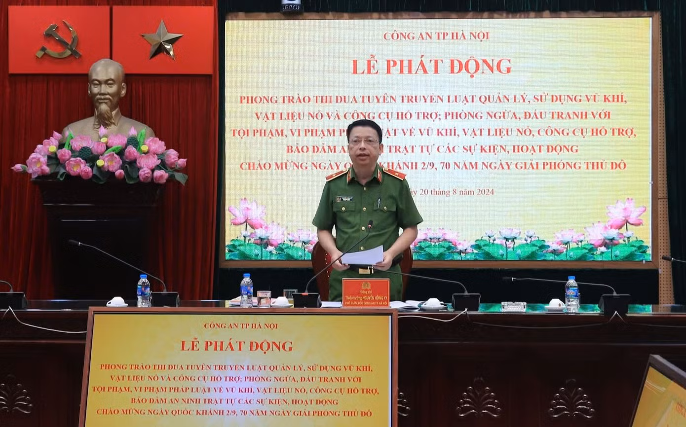 Thiếu tướng Nguyễn Hồng Ky – Phó Giám đốc Công an TP Hà Nội phát biểu chỉ đạo tại lễ phát động.