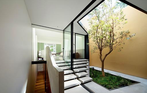 Giếng trời là thiết kế không thể thiếu cho những ngôi nhà ống.(Ảnh: Internet) Giếng trời là thiết kế không thể thiếu cho những ngôi nhà ống.(Ảnh: Internet)