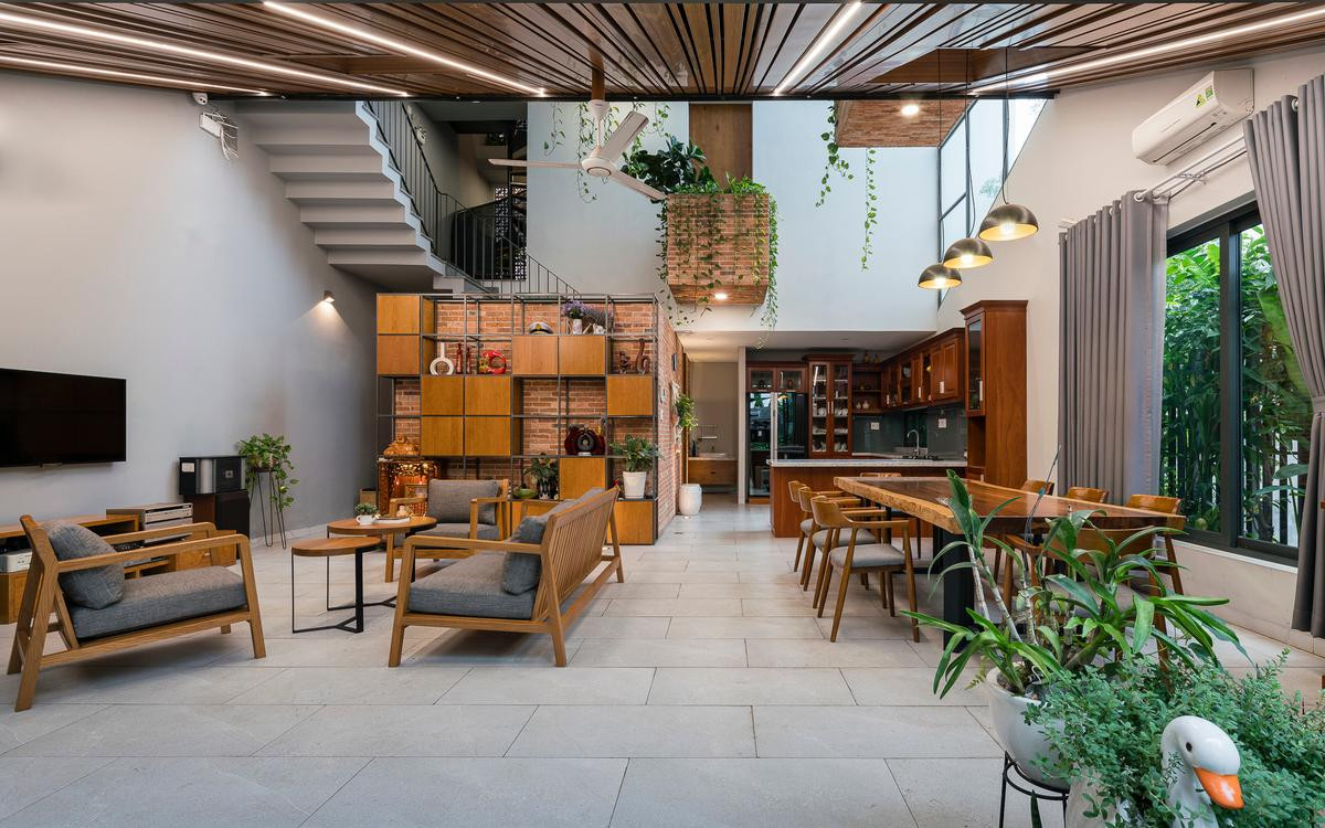 Cầu thang được thiết kế xen kẽ, tạo ra những không gian độc đáo và có tính ứng dụng cao. Cầu thang được thiết kế xen kẽ, tạo ra những không gian độc đáo và có tính ứng dụng cao.