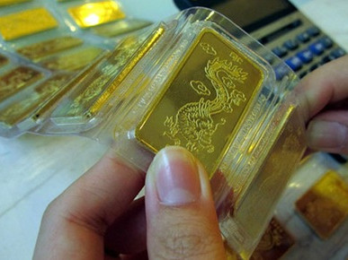 Hàng loạt ngân hàng từ chối giao dịch vàng bao bì cũ. Giá trị của vàng đang bị phụ thuộc vào bao bì khiến người có vàng hoang mang lo lắng