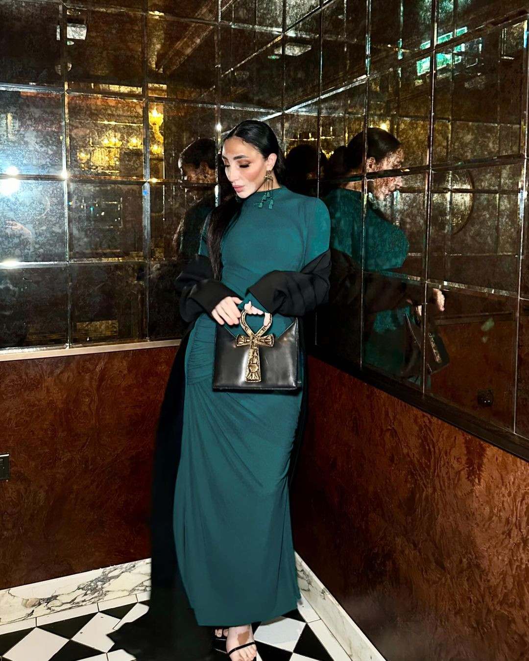 Với sức ảnh hưởng của mình, Logina Salah đang được đánh giá là ứng viên sáng giá của cuộc thi Hoa hậu Hoàn vũ Ai Cập 2024.