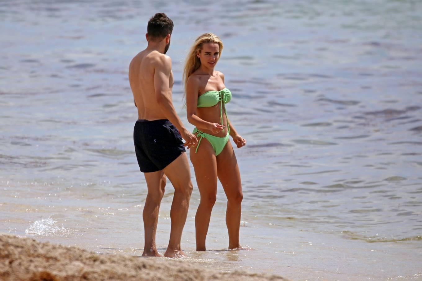 Cặp đôi nổi tiếng làng thể thao - giải trí thế giới vừa có những khoảnh khắc mật ngọt ở Miami khiến fan phải ghen tị. Cặp đôi nổi tiếng làng thể thao - giải trí thế giới vừa có những khoảnh khắc mật ngọt ở Miami khiến fan phải ghen tị.