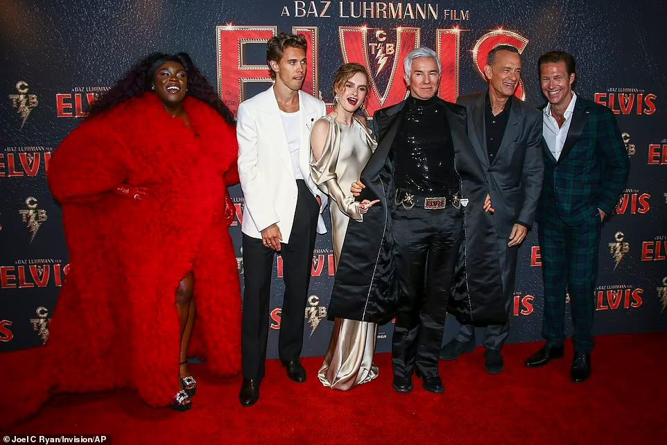 Ông hoàng nhạc Rock 'n' Roll Elvis Presley đã qua đời cách đây 45 năm và bộ phim về cuộc đời, sự nghiệp của ông đang tạo nên "cơn sốt" và nhận "mưa" lời khen tại LHP Cannes ở Pháp vừa qua.