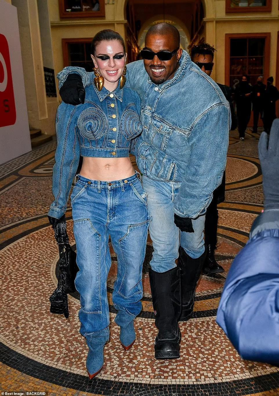 Julia Fox từng được cho là "người thay thế" Kim Kardashian của Kanye West.