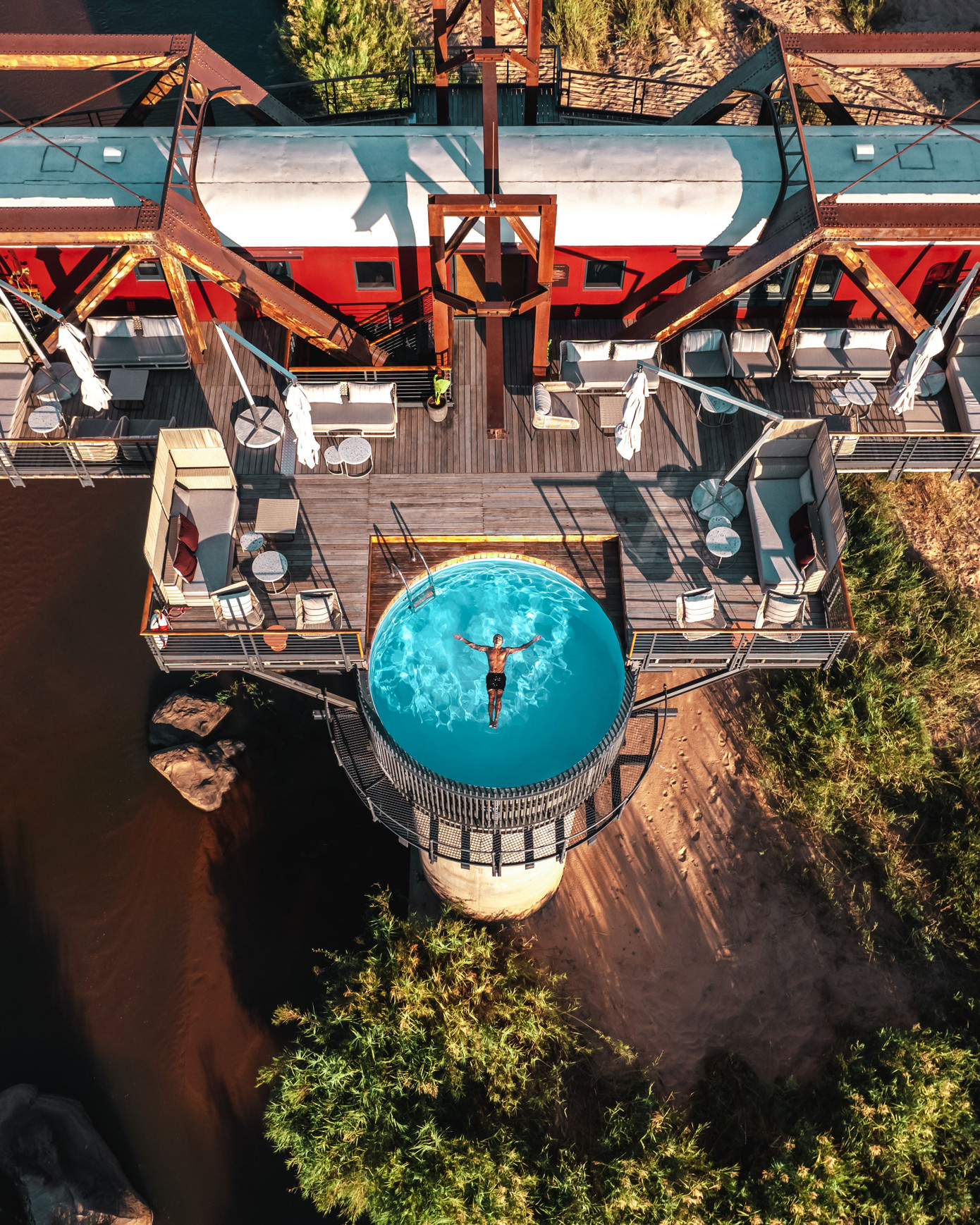 Với vị trí trên cao, khách sạn tạo sự an toàn, thoải mái cho du khách. Với vị trí trên cao, khách sạn tạo sự an toàn, thoải mái cho du khách.