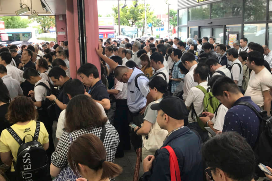 Bão Faxai mang gió mạnh kỉ lục đổ bộ Nhật Bản, Tokyo tan hoang ảnh 7