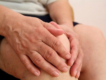 Không phải cứ đau khớp là uống thuốc kháng sinh