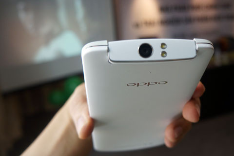 Camera xoay cơ động và khá ấn tượng