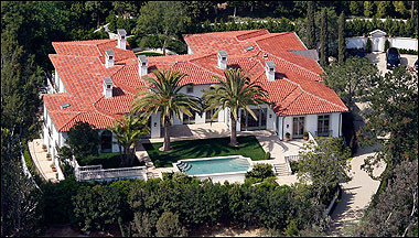 Biệt thự tại Mỹ - nơi gia đình Beck đang ở. Biệt thự tại Mỹ - nơi gia đình Beck đang ở