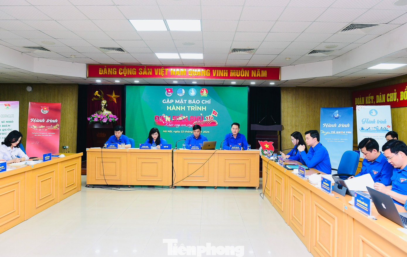 Quang cảnh buổi họp báo giới thiệu các hoạt động hành trình "Điện Biên Phủ - Khát vọng non sông". Ảnh: Xuân Tùng Quang cảnh buổi họp báo giới thiệu các hoạt động hành trình "Điện Biên Phủ - Khát vọng non sông". Ảnh: Xuân Tùng