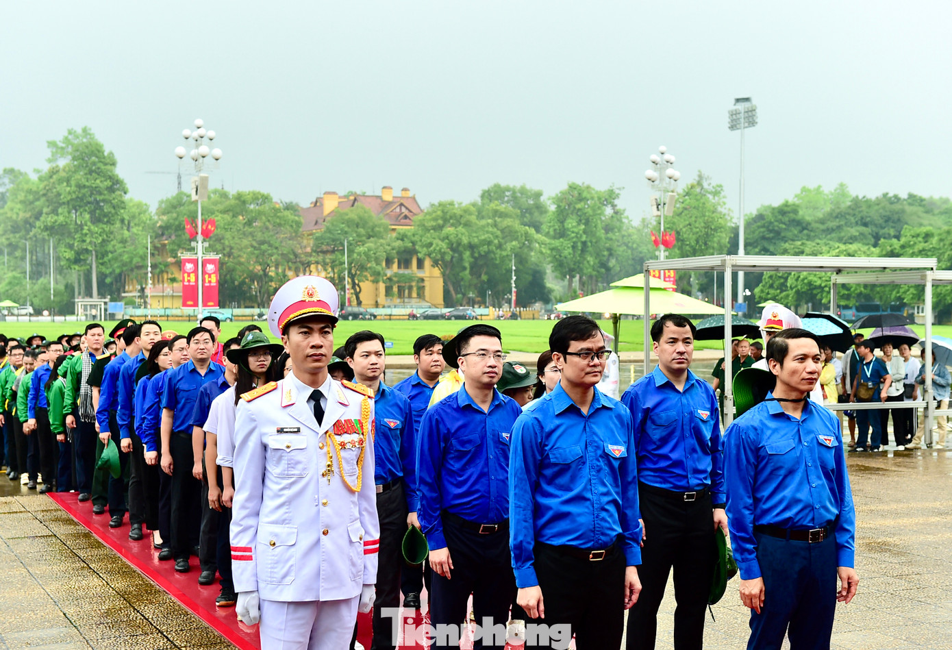 Nhấn mạnh đây là một hành trình đặc biệt đối với tuổi trẻ, vì vậy, anh Bùi Quang Huy đề nghị các đơn vị tham mưu tổ chức, đại biểu tham gia Hành trình cần quán triệt và nêu cao ý nghĩa giáo dục trong các hoạt động của mình. Trong từng hoạt động tại các địa phương, cần chú ý đến tính thiết thực, hiệu quả với tinh thần hướng về Điện Biên Phủ bằng những công trình, phần việc cụ thể, đồng thời tích cực tuyên truyền, lan tỏa ý nghĩa, thông điệp của Hành trình, của Chiến thắng Điện Biên Phủ. “Qua các hoạt động của hành trình tăng cường giáo dục cho đoàn viên, thanh thiếu nhi về ý nghĩa, giá trị to lớn của sự kiện, trách nhiệm của thế hệ trẻ trong tiếp nối, phát huy truyền thống của dân tộc, tích cực, chủ động tham gia xây dựng và bảo vệ Tổ quốc, góp phần hiện thực hóa khát vọng xây dựng đất nước phồn vinh, hạnh phúc”. Nhấn mạnh đây là một hành trình đặc biệt đối với tuổi trẻ, vì vậy, anh Bùi Quang Huy đề nghị các đơn vị tham mưu tổ chức, đại biểu tham gia Hành trình cần quán triệt và nêu cao ý nghĩa giáo dục trong các hoạt động của mình. Trong từng hoạt động tại các địa phương, cần chú ý đến tính thiết thực, hiệu quả với tinh thần hướng về Điện Biên Phủ bằng những công trình, phần việc cụ thể, đồng thời tích cực tuyên truyền, lan tỏa ý nghĩa, thông điệp của Hành trình, của Chiến thắng Điện Biên Phủ. “Qua các hoạt động của hành trình tăng cường giáo dục cho đoàn viên, thanh thiếu nhi về ý nghĩa, giá trị to lớn của sự kiện, trách nhiệm của thế hệ trẻ trong tiếp nối, phát huy truyền thống của dân tộc, tích cực, chủ động tham gia xây dựng và bảo vệ Tổ quốc, góp phần hiện thực hóa khát vọng xây dựng đất nước phồn vinh, hạnh phúc”.