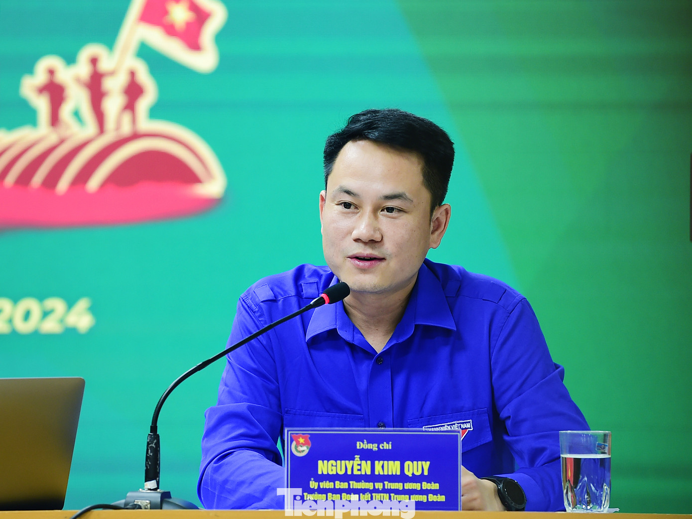 Anh Nguyễn Kim Quy trao đổi tại buổi gặp mặt báo chí. Ảnh: Xuân Tùng Anh Nguyễn Kim Quy trao đổi tại buổi gặp mặt báo chí. Ảnh: Xuân Tùng