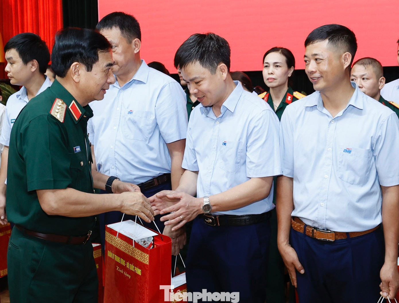 Đại tướng Phan Văn Giang: Phải có cơ chế, chính sách thúc đẩy công nghiệp quốc phòng phát triển ảnh 5