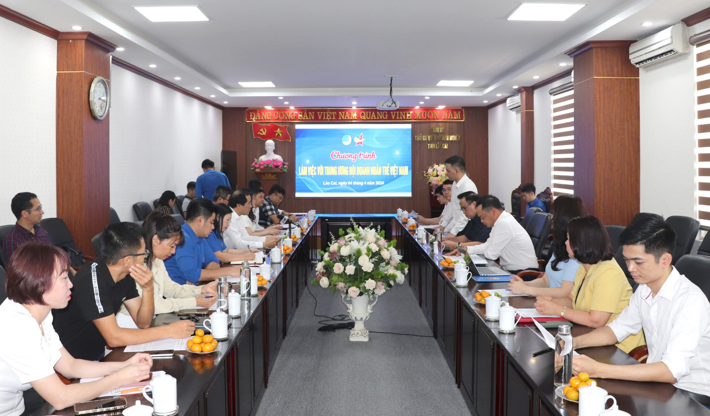 Buổi làm việc giữa T.Ư Hội Doanh nhân trẻ Việt Nam và tỉnh Lào Cai. Ảnh: BTC Buổi làm việc giữa T.Ư Hội Doanh nhân trẻ Việt Nam và tỉnh Lào Cai. Ảnh: BTC