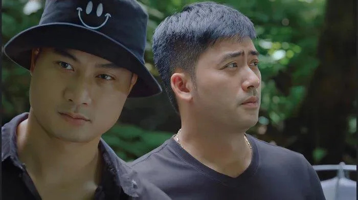 Duy Hưng và Bảo Anh trong phim Ga-ra hạnh phúc. Ảnh: Chụp màn hình.