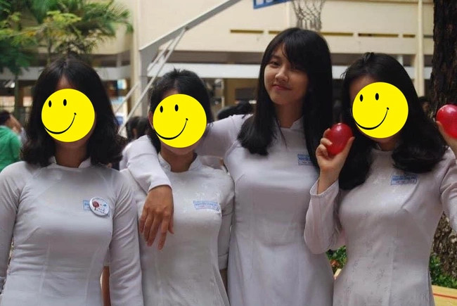 Ngay từ thời còn ngồi trên ghế nhà trường, Thùy Tiên đã sở hữu chiều cao nổi bật.