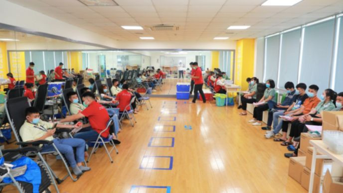 Đông đảo cán bộ, nhân viên SEVT tham gia hiến máu đợt 2 tại chương trình (ngày 14 và 15/9).