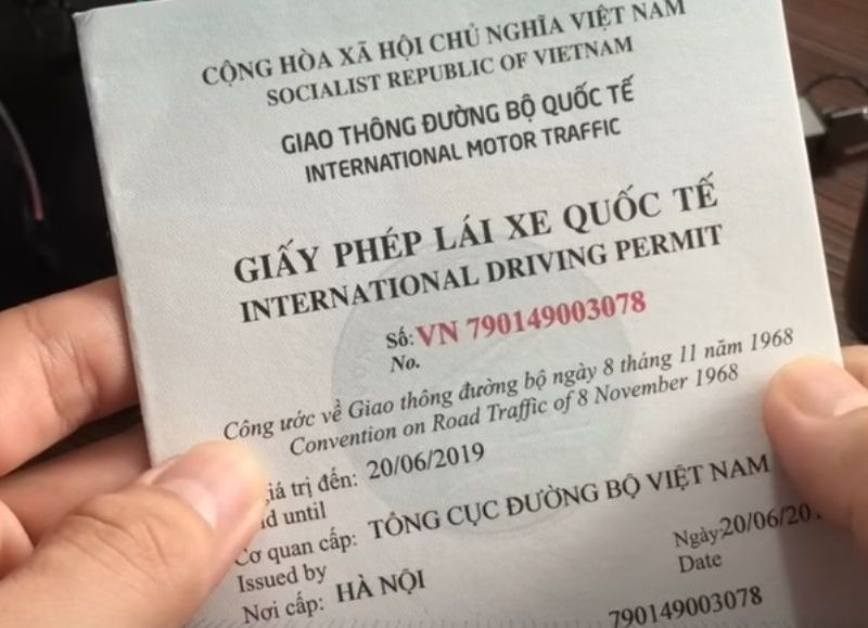 Hình ảnh về GPLX quốc tế do Việt Nam cấp (ảnh: LSX). Hình ảnh về GPLX quốc tế do Việt Nam cấp (ảnh: LSX).