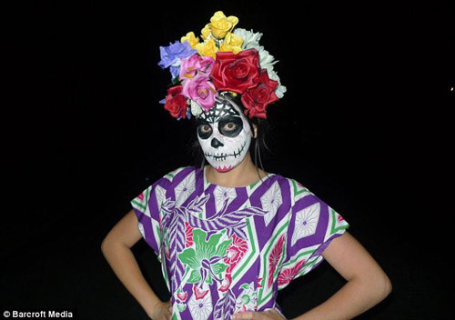 Với Mary Saba, đây sẽ là điều ý nghĩa để cô đánh dấu mốc son tuổi mới. Trong vòng 1 năm, không ngày nào cô lơ là hay bỏ qua việc đóng giả thú vị này