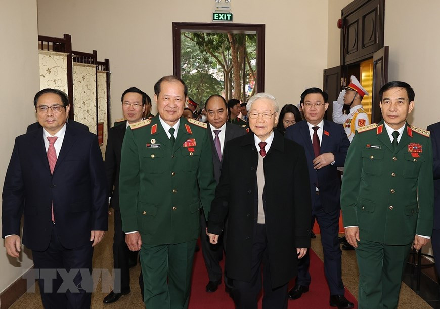 Tổng Bí thư Nguyễn Phú Trọng cùng các đồng chí lãnh đạo Đảng, Nhà nước với đại biểu dự đại hội. (Ảnh: Trí Dũng/TTXVN) Tổng Bí thư Nguyễn Phú Trọng cùng các đồng chí lãnh đạo Đảng, Nhà nước với đại biểu dự đại hội. (Ảnh: Trí Dũng/TTXVN)