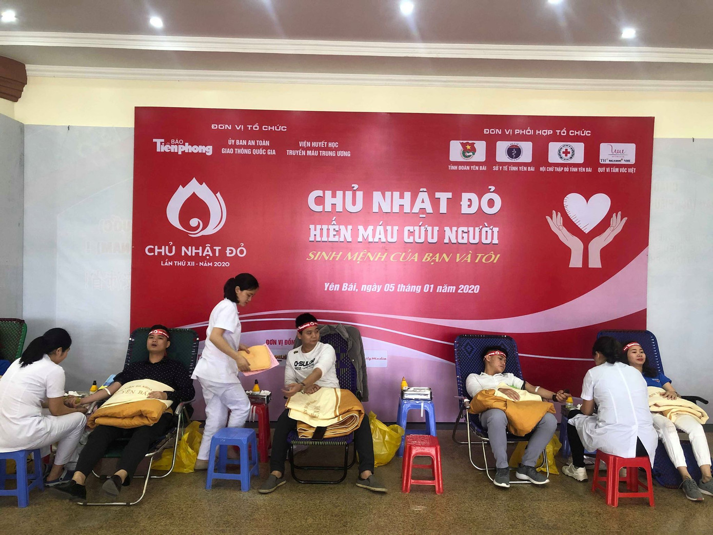 Chủ nhật Đỏ lần thứ XII - năm 2020 đang diễn ra ở 11 tỉnh, thành ảnh 18