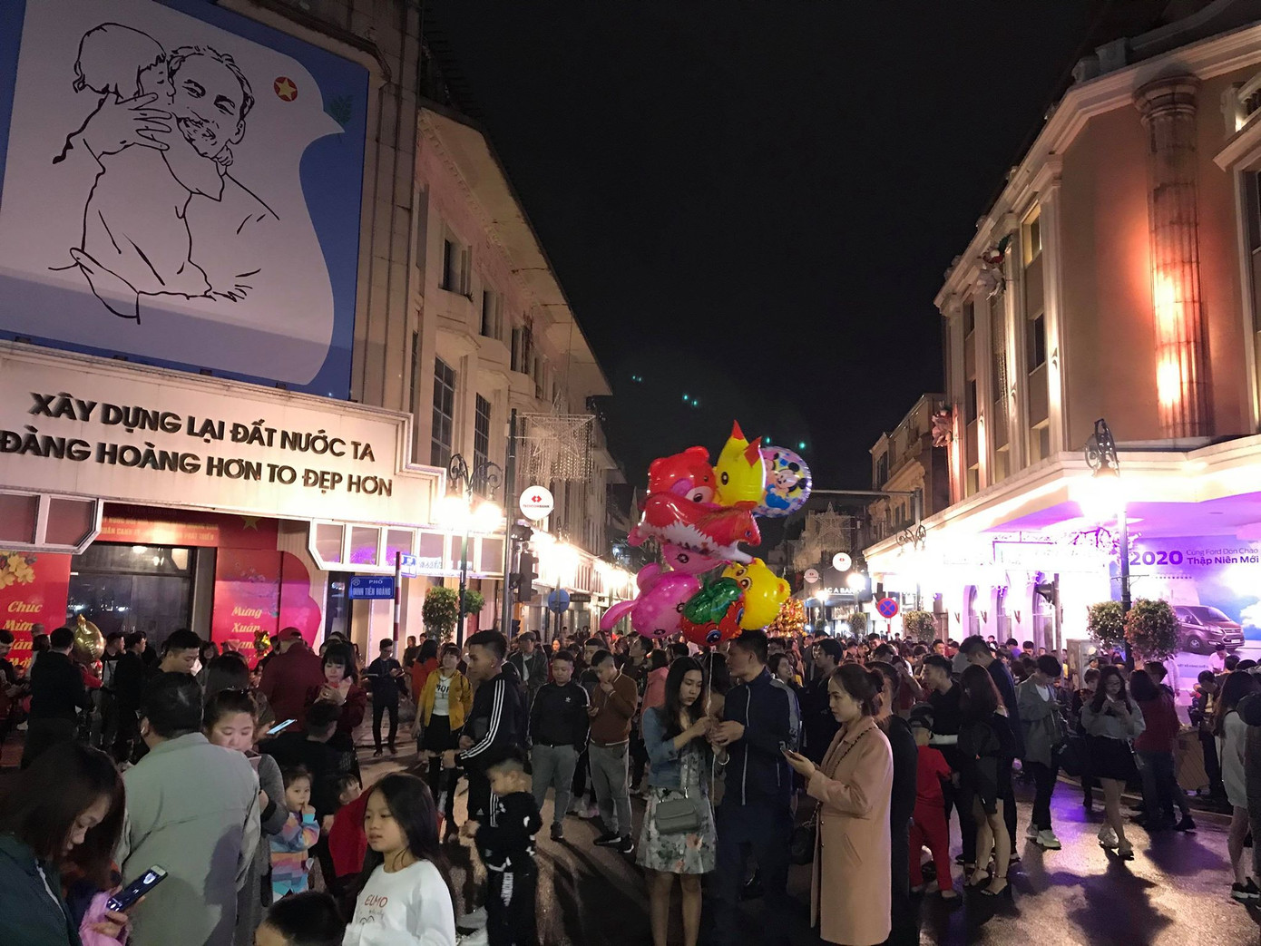 Cả nước đón Giao thừa Canh Tý 2020 ảnh 26