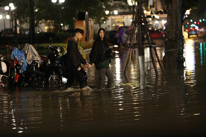 Cả nước đón Giao thừa Canh Tý 2020 ảnh 33