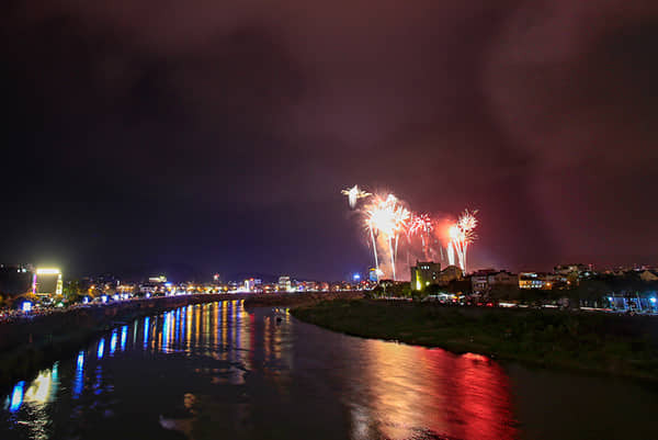 Cả nước đón Giao thừa Canh Tý 2020 ảnh 20