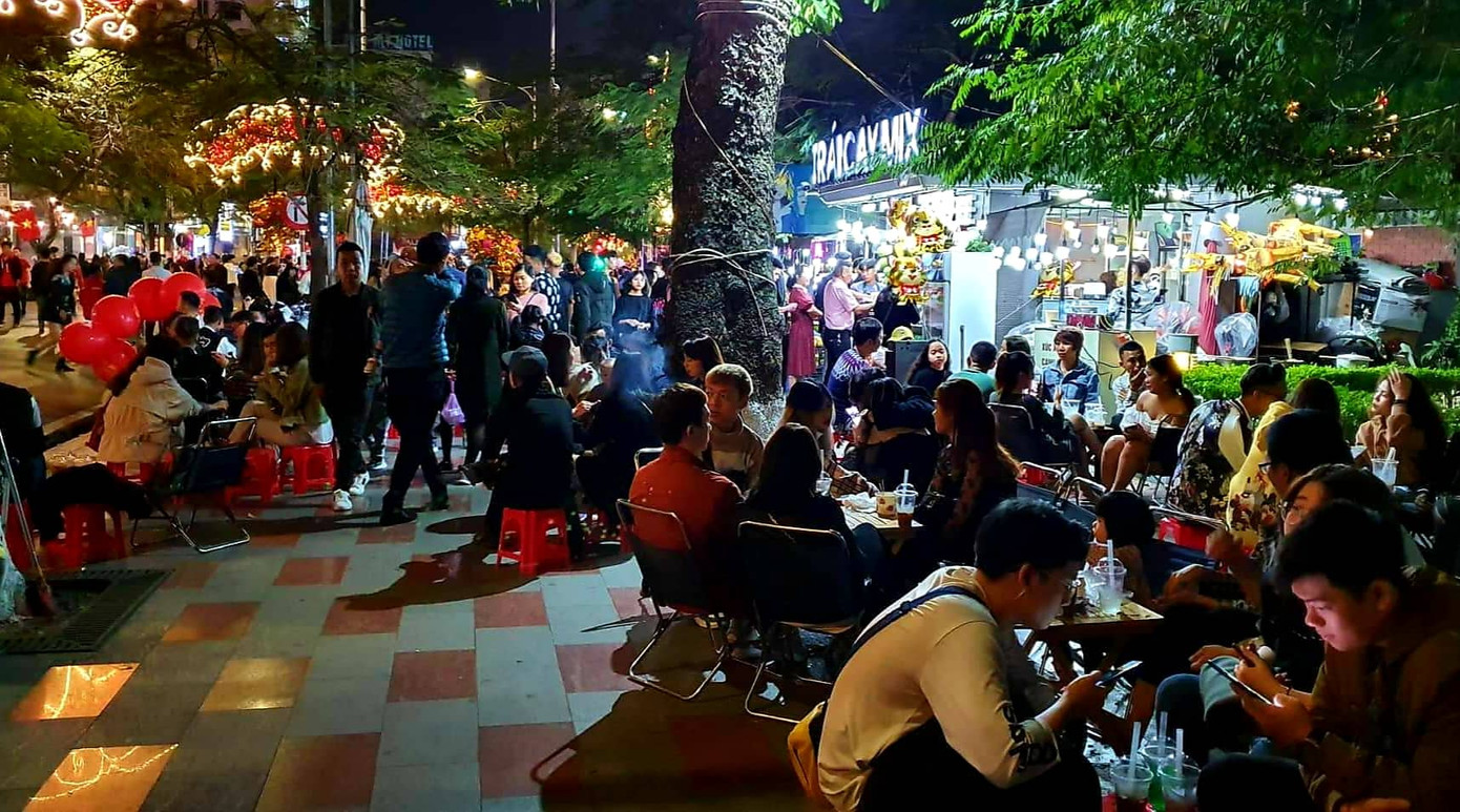 Cả nước đón Giao thừa Canh Tý 2020 ảnh 39