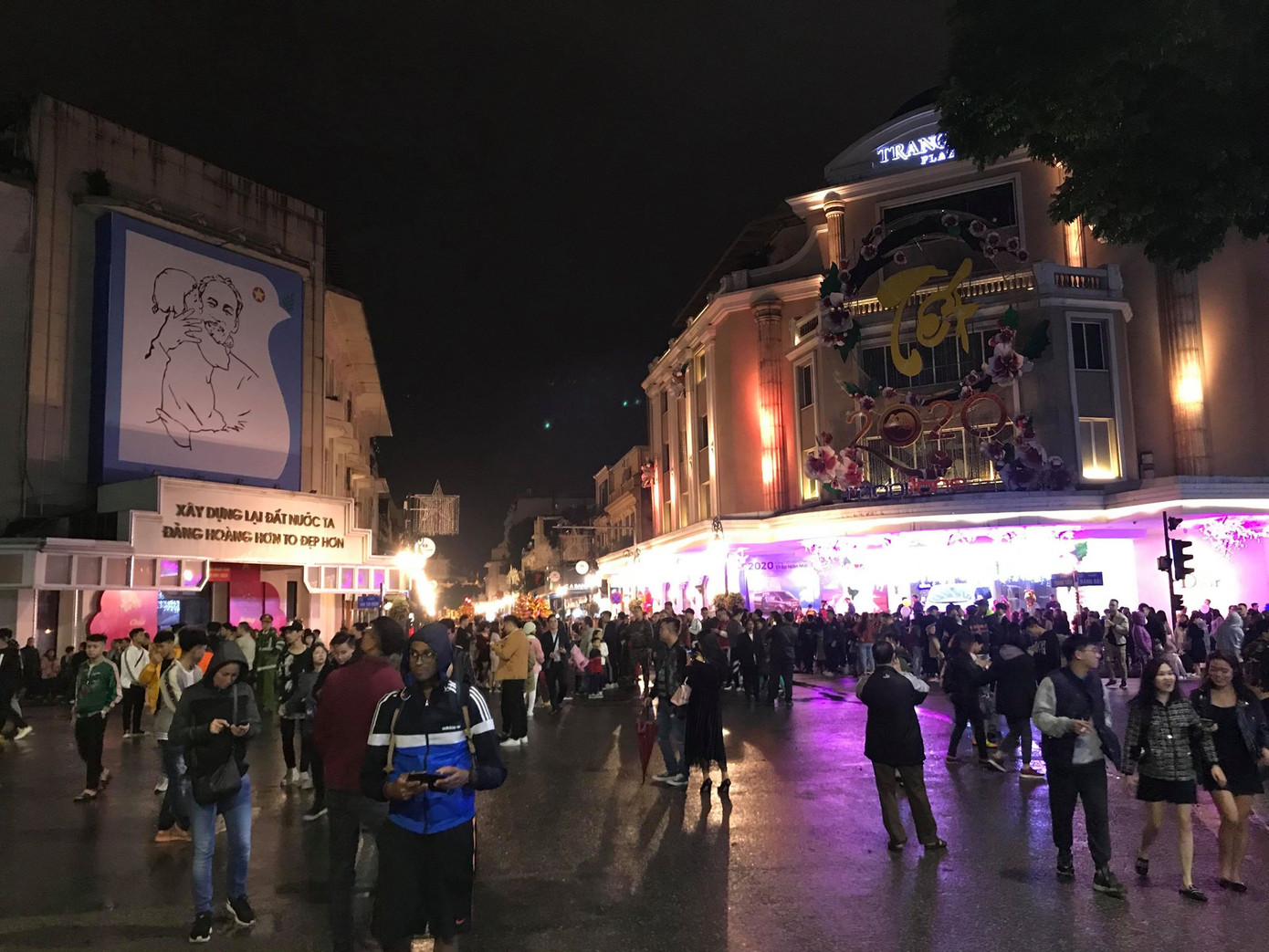 Cả nước đón Giao thừa Canh Tý 2020 ảnh 25