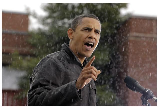 Ngày 28 tháng 10 năm 2008: Ứng viên Đảng dân chủ Obama phát biểu dưới trời mưa trong cuộc mít tinh tại bang Pennsylvania