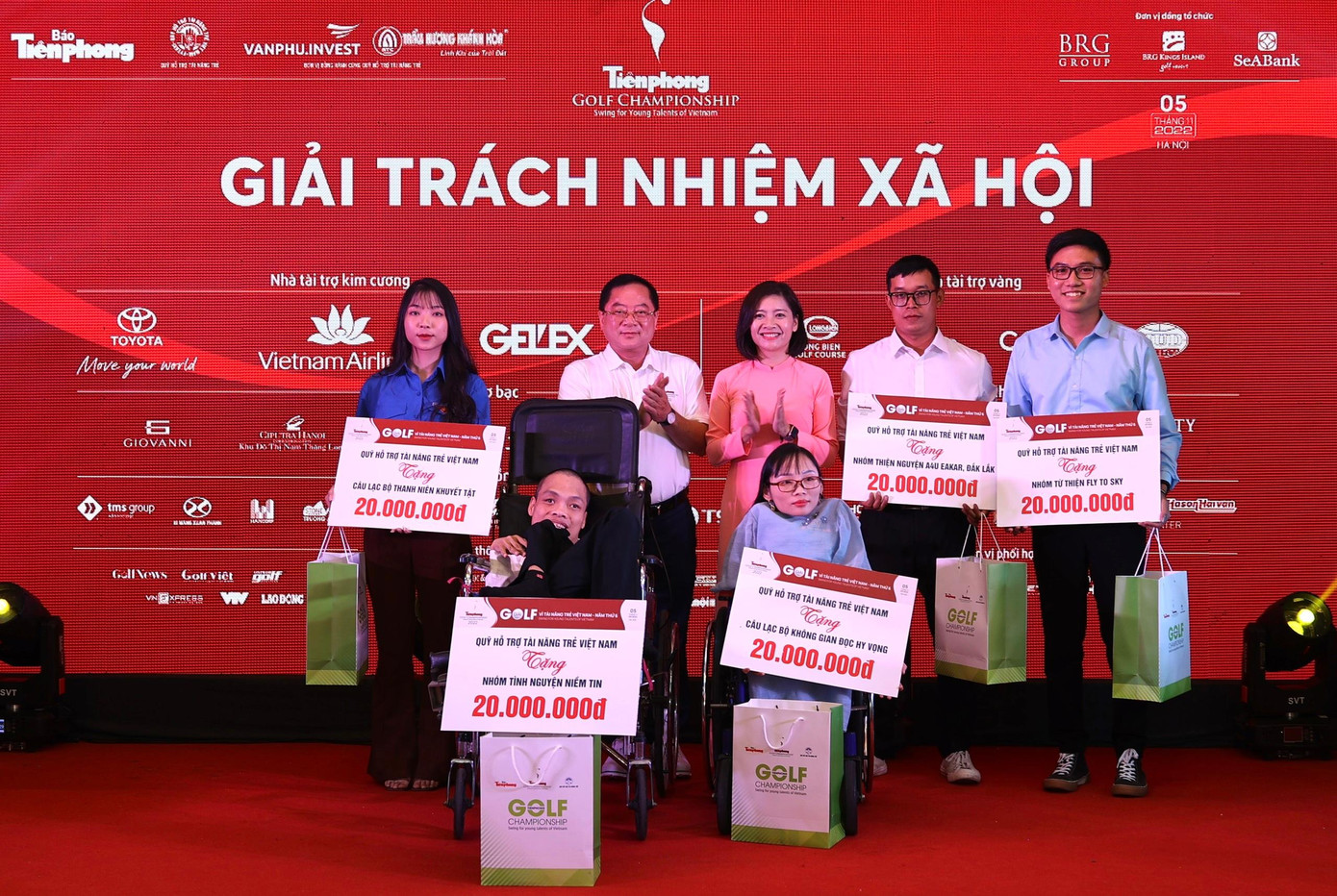 Golfer trẻ Anh Minh giành best gross với kỷ lục mới ảnh 18 Golfer trẻ Anh Minh giành best gross với kỷ lục mới ảnh 18