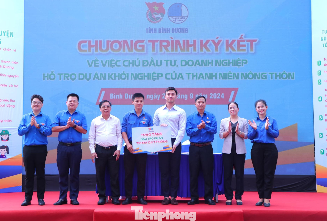 Trao hỗ trợ dự án khởi nghiệp của Thanh niên nông thôn tại Bình Dương