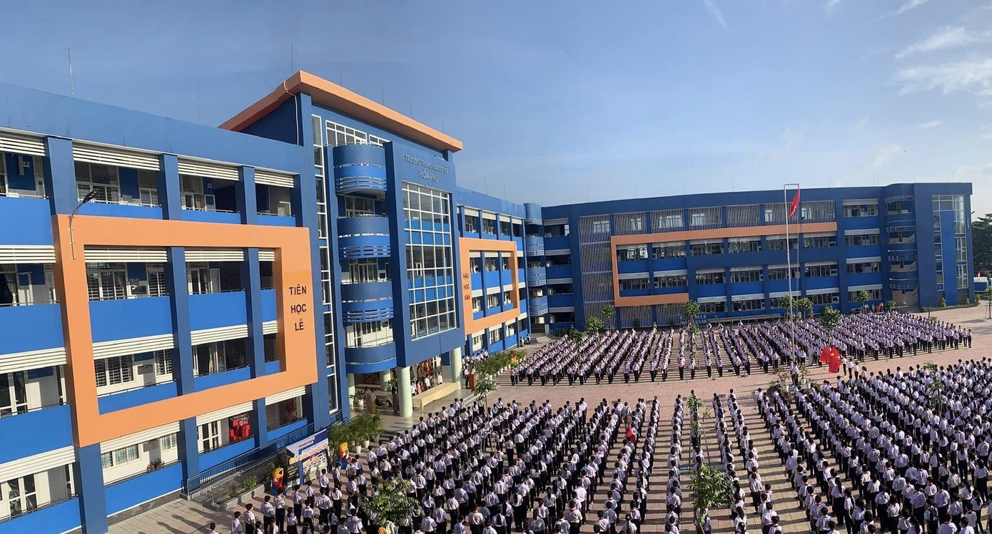 Trường THCS Hòa Phú.