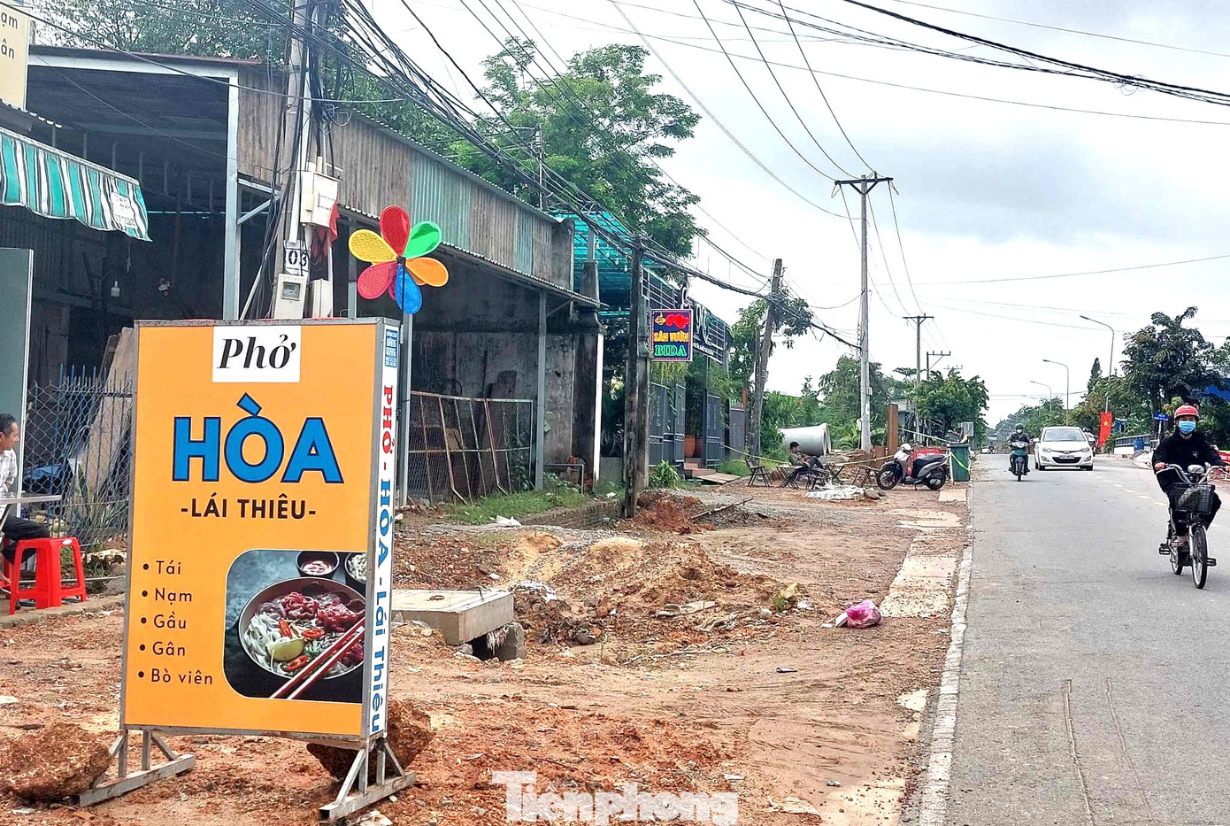 Việc đầu tư nâng cấp, cải tạo đường Nguyễn Chí Thanh kỳ vọng giải tỏa áp lực giao thông từ đường Cách Mạng Tháng Tám đến Quốc lộ 13, góp phần hoàn thiện hệ thống hạ tầng giao thông trên địa bàn thành phố Thuận An.