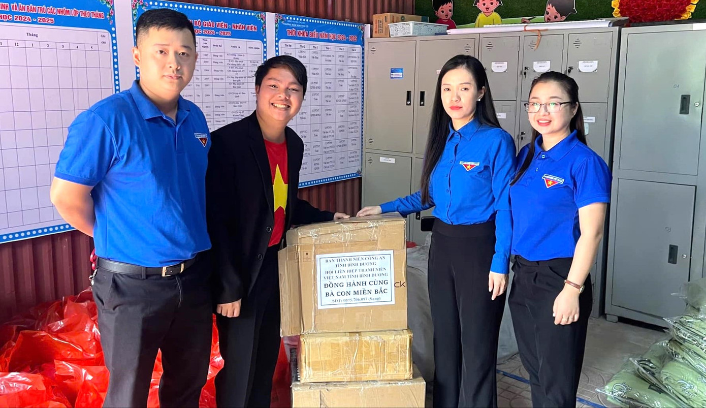 Đoàn viên, thanh niên tỉnh Bình Dương mang quà tới các tỉnh miền Bắc để tặng người dân và trẻ em Đoàn viên, thanh niên tỉnh Bình Dương mang quà tới các tỉnh miền Bắc để tặng người dân và trẻ em