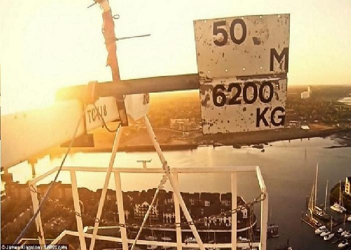 Bảng ghi chú số liệu tải trọng và chiều cao của cần trục