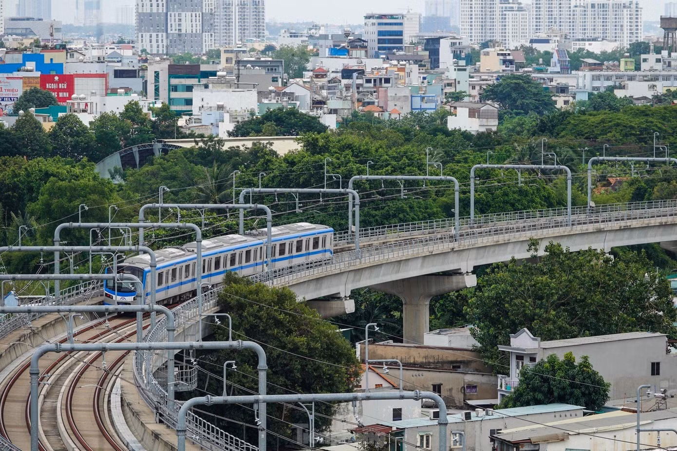 Theo kế hoạch, vào đầu tháng 12 năm nay, phía Nhật Bản sẽ bàn giao dự án metro số 1 TPHCM để phục vụ công tác nghiệm thu, thẩm định cấp chứng nhận an toàn hệ thống theo quy định. Ảnh: Duy Anh Theo kế hoạch, vào đầu tháng 12 năm nay, phía Nhật Bản sẽ bàn giao dự án metro số 1 TPHCM để phục vụ công tác nghiệm thu, thẩm định cấp chứng nhận an toàn hệ thống theo quy định. Ảnh: Duy Anh
