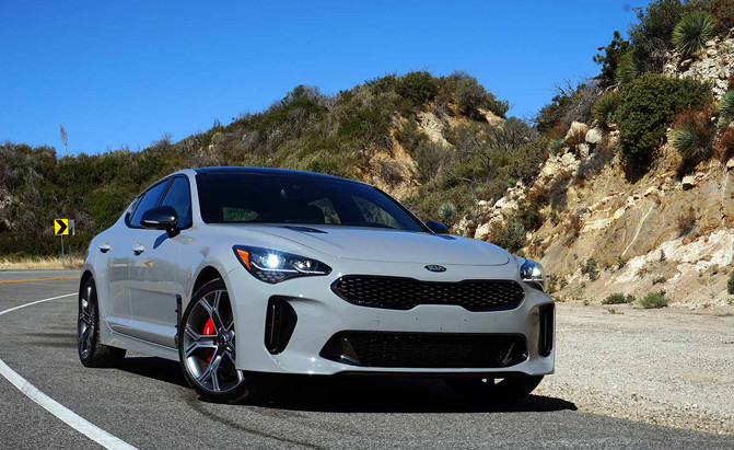 Nhiều ôtô giảm giá gần 100 triệu dịp đầu năm 2018 ảnh 3