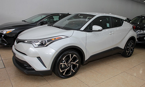 Toyota C-HR đầu tiên về Việt Nam ảnh 1