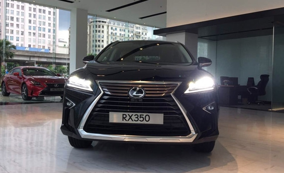 Doanh số Lexus sụt giảm, bị Mercedes bỏ xa ở Việt Nam ảnh 2