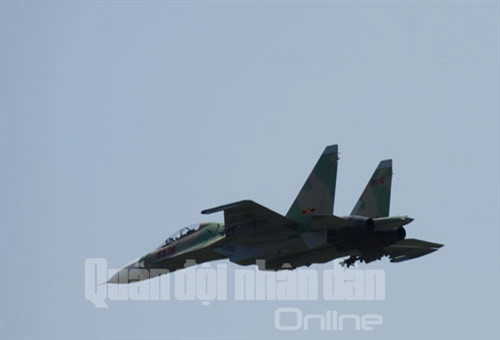 Làm chủ bầu trời Tổ quốc