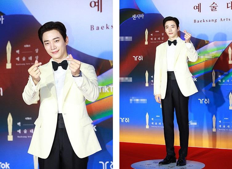 Lee Jun Ho (2PM) cũng chọn phong cách tương tự Jung Hae In, làm bật lên vẻ "bạch mã hoàng tử". Anh đã giành giải “Nam diễn viên chính xuất sắc nhất - mảng truyền hình” cho vai quân vương trong "The Red Sleeve". Chiến thắng này đã phá bỏ hoàn toàn định kiến đối với idol đi đóng phim.