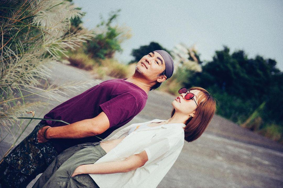 Dù có nhiều tài năng về ca hát, vũ đạo và diễn xuất, Tiêu Mạn Đình không thể vượt qua được "cái bóng" quá lớn của bố đẻ.