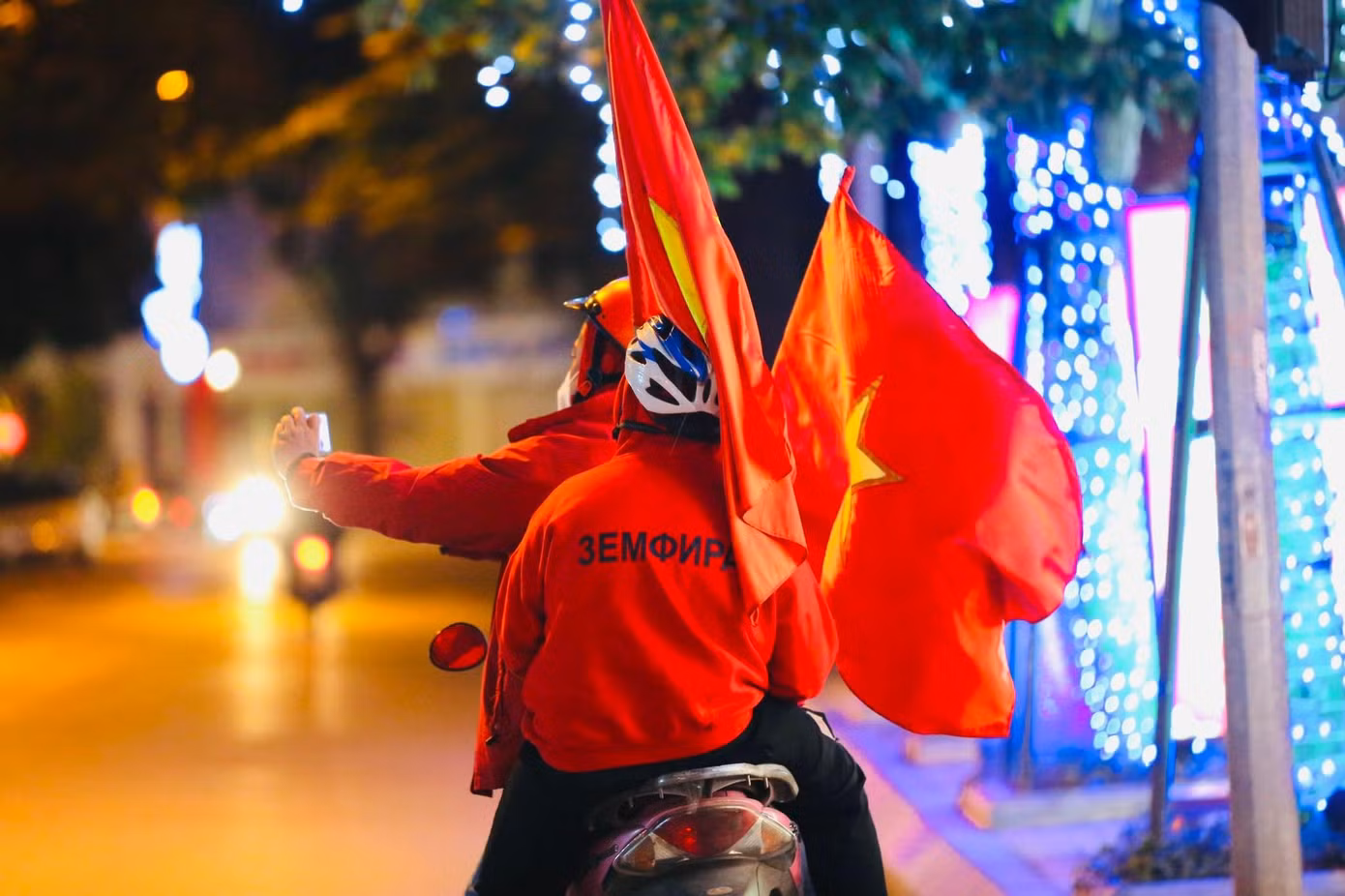 Tối 1/2, đúng ngày mùng 1 Tết nguyên đán, đội tuyển Việt Nam đã giành chiến thắng 3-1 trước Trung Quốc ở lượt trận thứ tám bảng B vòng loại thứ ba World Cup 2022 khu vực châu Á.