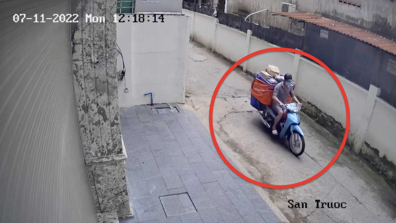 Hình ảnh nghi phạm được camera an ninh ghi lại. (Ảnh chụp từ clip)